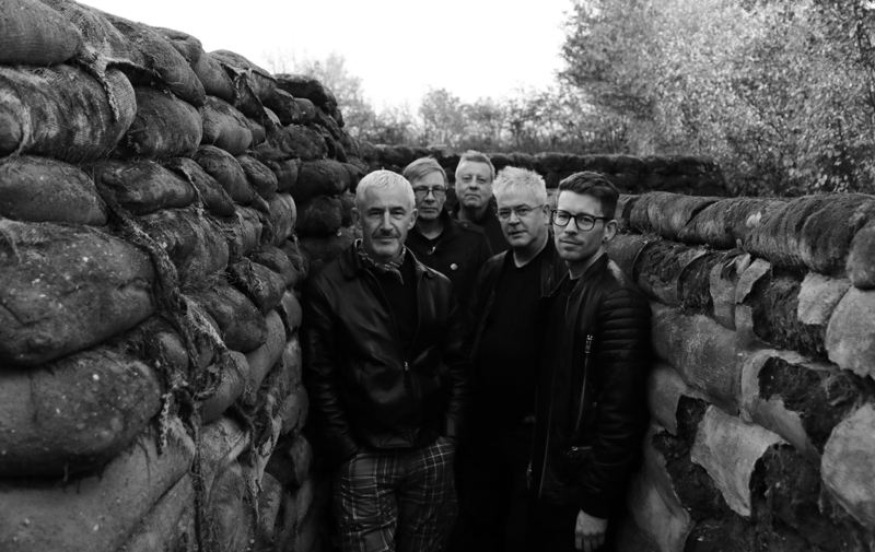 SAD LOVERS AND GIANTS 3