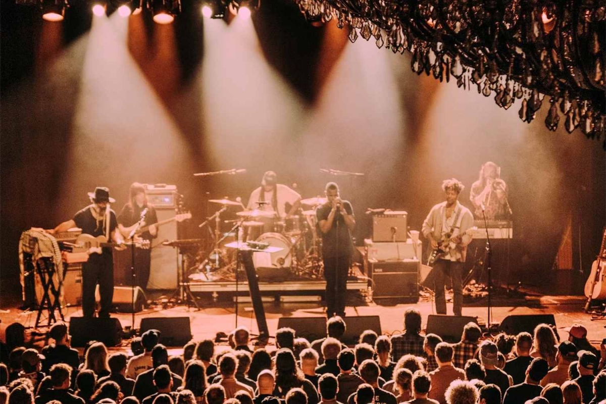 &quot;Everything&#039;s Gonna Be Okay&quot; - 21 Songs by TV on the Radio
